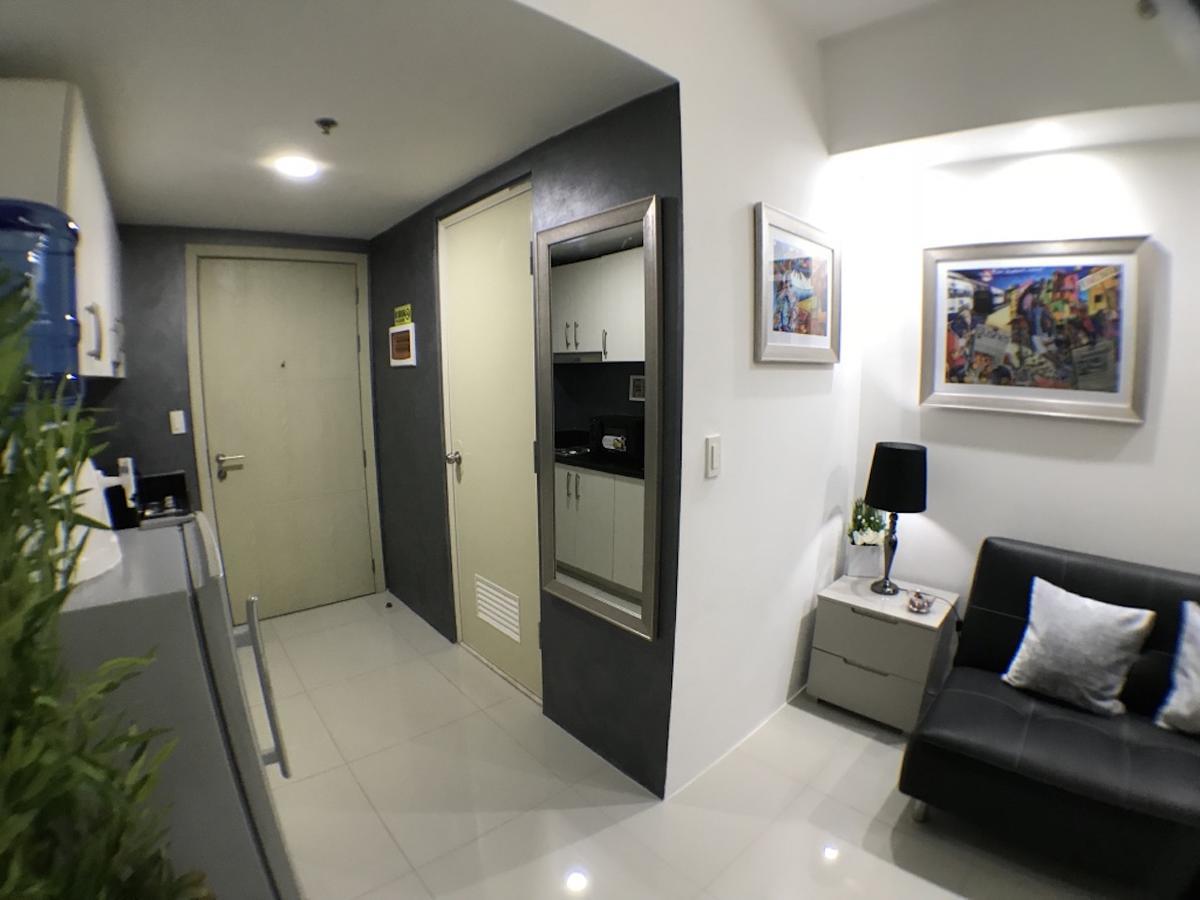 Jazz Makati Luxury Apartment Манила Экстерьер фото
